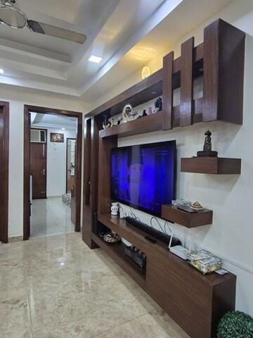 Living Room in 4 BHK Builder Floor at Vasundhara Sector 10 – for Sale