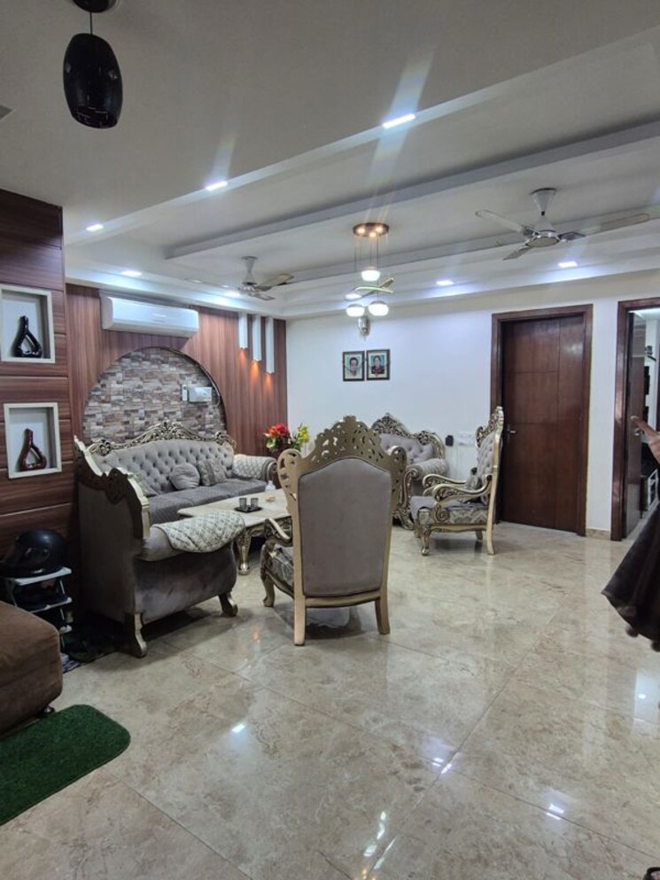 Living Room, vasundhara sector 10 4 Bedroom 2000 Sq.Ft. Builder Floor In Vasundhara Sector 10 Ghaziabad 9851341