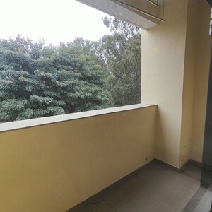 Room in  Apartment at Prestige Silver Oak Apartment, Whitefield – for Rent