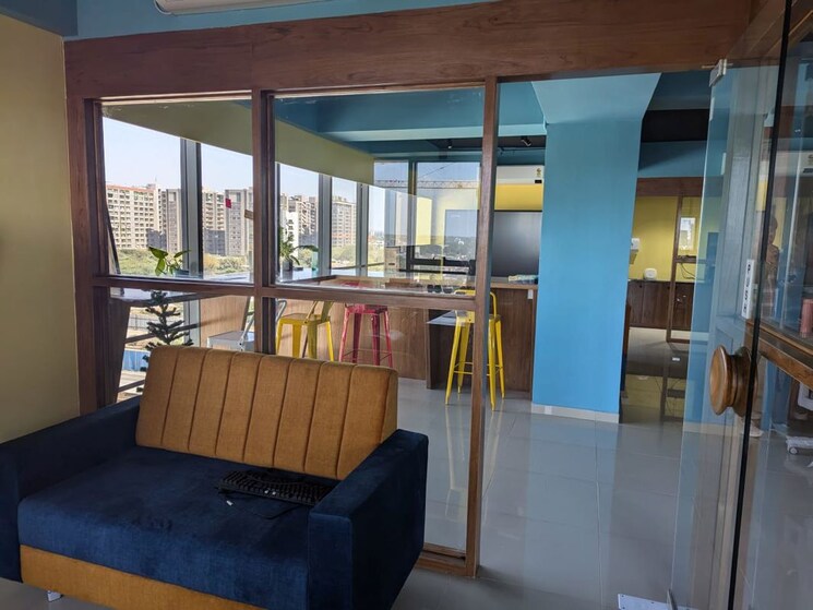 Living Room, shilp-one Commercial Office Space 1635 Sq.Ft. In Shilaj Ahmedabad 9851384