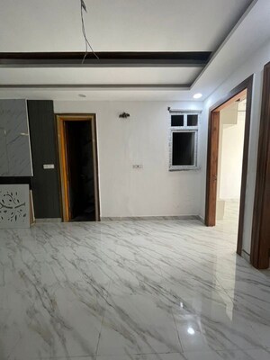 Room in 3 BHK Builder Floor at Sahastradhara Road – for Sale