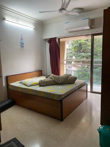 Bedroom in 2 BHK Apartment at Bandra West – for Rent