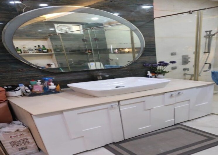 Bathroom, shalimar garden extension i 3 Bedroom 1490 Sq.Ft. Builder Floor In Shalimar Garden Extension I Ghaziabad 9851578