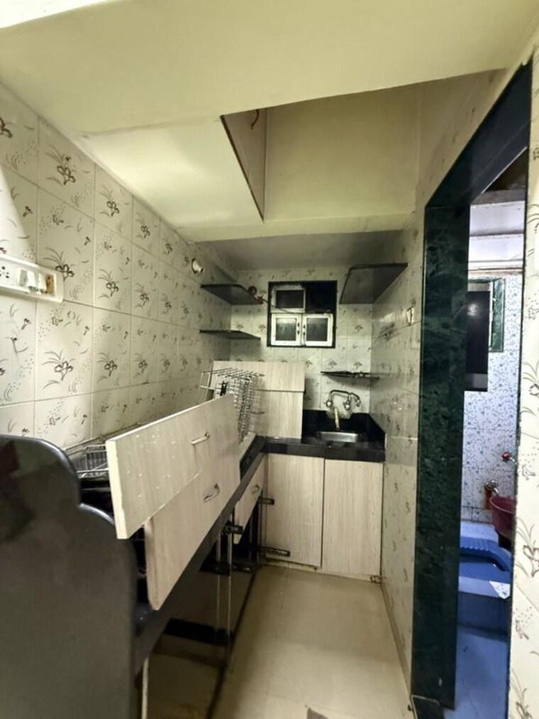 Kitchen, kabra-maheshwari-nagar-apartments 1 RK 225 Sq.Ft. Apartment In Andheri East Mumbai 9851648