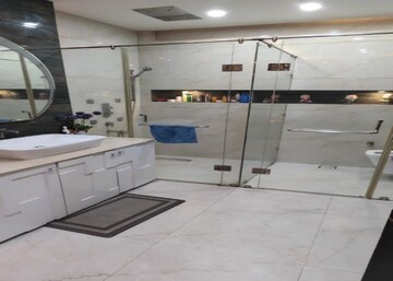 Bathroom in 3 BHK Builder Floor at Shalimar Garden Extension I – for Rent