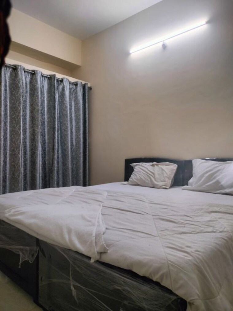 Bedroom, aditya-empress-towers 3 Bedroom 1600 Sq.Ft. Apartment In Shaikpet Hyderabad 9851447