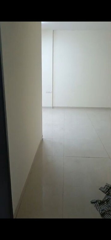 Room in 3 BHK Apartment at The Wadhwa Anmol Fortune, Goregaon West – for Rent