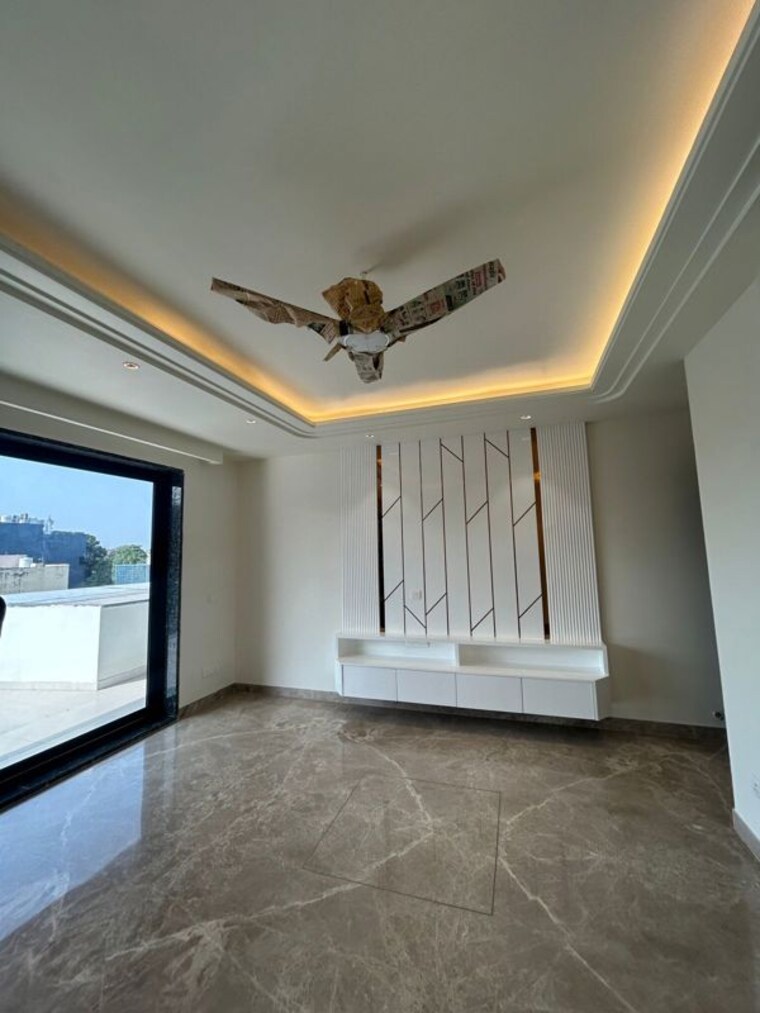 Room, dlf phase i 4 Bedroom 502 Sq.Yd. Builder Floor In Dlf Phase I Gurgaon 9851684