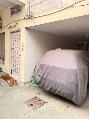 5 BHK Independent House – Exterior View View at Chowk - for Sale