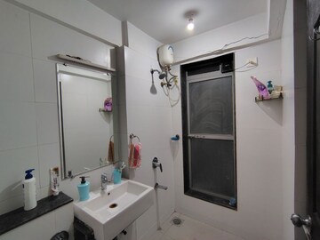 Washroom in 3 BHK Apartment at Spenta Palazzio, Sakinaka – for Rent
