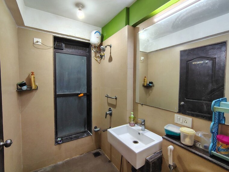 Washroom, spenta-palazzio 3 Bedroom 1250 Sq.Ft. Apartment In Sakinaka Mumbai 9851669