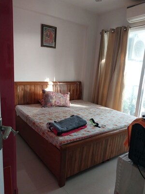 Bedroom in 3 BHK Apartment at BPTP Floors, Sector 70 – for Rent