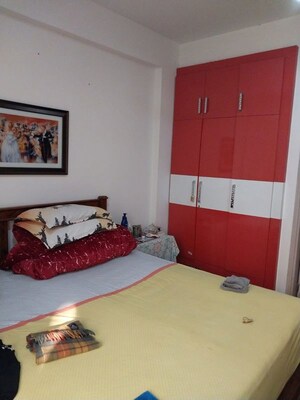 Bedroom in 3 BHK Apartment at BPTP Floors, Sector 70 – for Rent