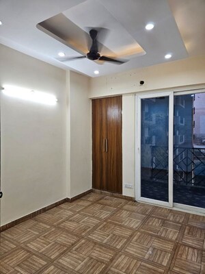 Room in 2 BHK Apartment at Saya Gold Avenue, Vaibhav Khand – for Rent