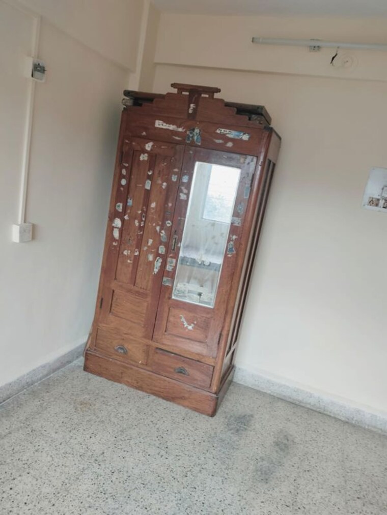 undefined, vishrantwadi 2 Bedroom 1000 Sq.Ft. Apartment In Vishrantwadi Pune 9851866