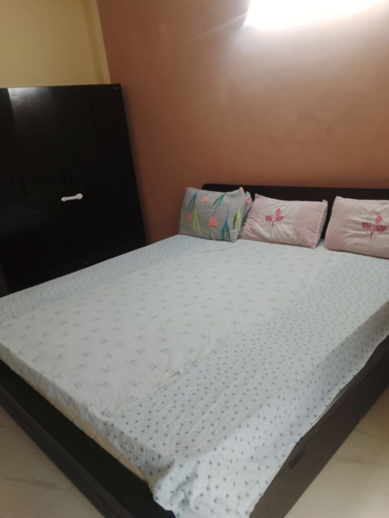 Bedroom, rwa-apartments-sector-47 1 RK 112 Sq.Mt. Builder Floor In Sector 47 Noida 9851874