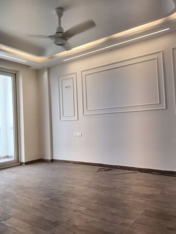 6 BHK Builder Floor For Sale in Sector 11