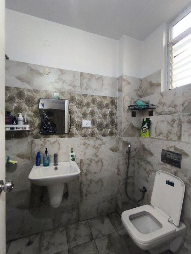 Bathroom, flora-elegance 2.5 Bedroom 1345 Sq.Ft. Apartment In Miyapur Hyderabad 9849921