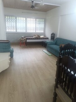 2 BHK + Pooja Room Apartment For Rent in Santacruz West
