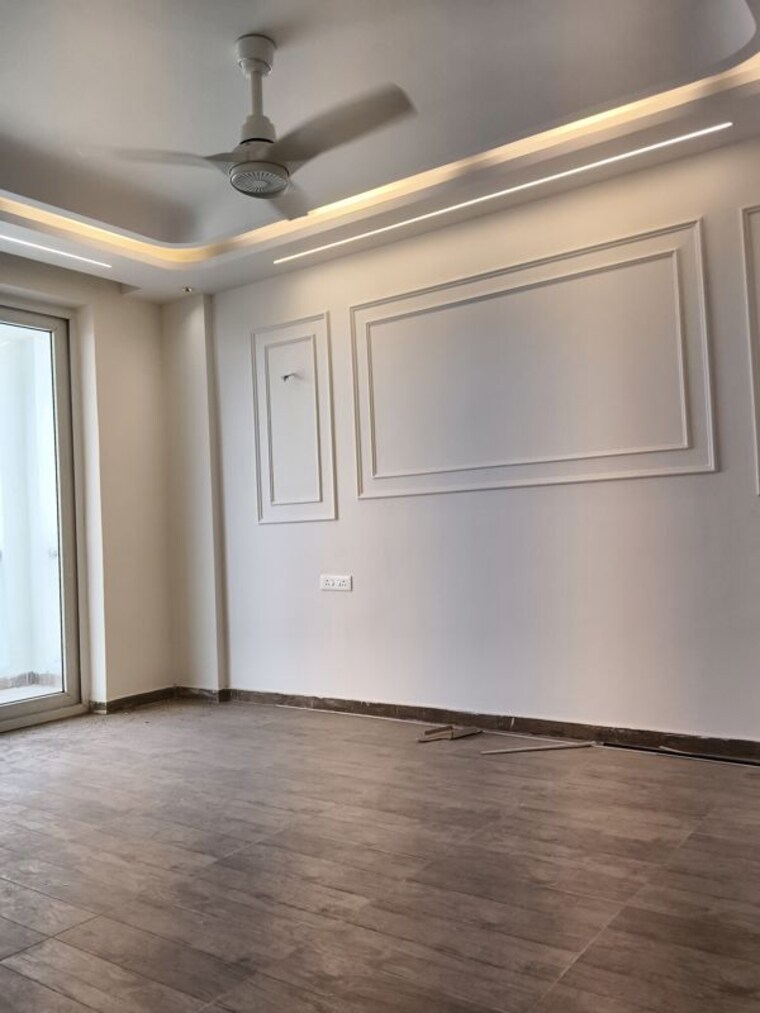 Room, sector 11 6 Bedroom 2667 Sq.Ft. Builder Floor In Sector 11 Panchkula 9851757