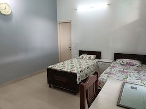Bedroom in 1 RK Independent House at Kriti CGHS, Sector 21c – for Rent