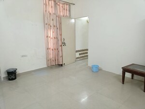 Room in 1 RK Independent House at Kriti CGHS, Sector 21c – for Rent
