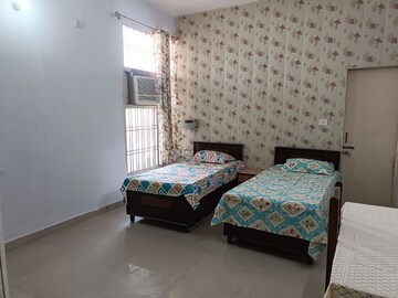 Bedroom in 1 RK Independent House at Kriti CGHS, Sector 21c – for Rent