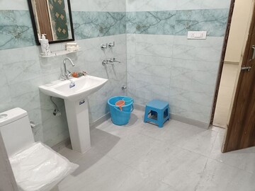 Bathroom in 1 RK Independent House at Kriti CGHS, Sector 21c – for Rent
