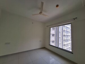 Room in 2 BHK Apartment at Kolte Patil R10, Hinjewadi – for Rent
