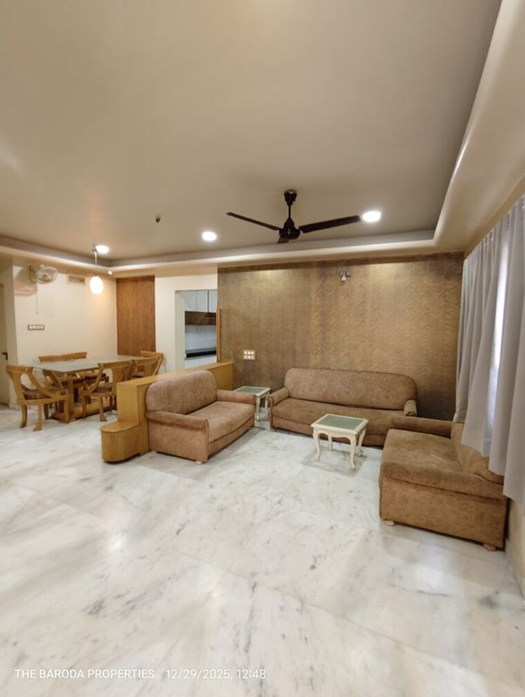 Living Room, akota 2.5 Bedroom 1505 Sq.Ft. Apartment In Akota Vadodara 9852012