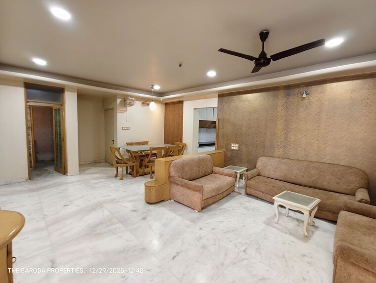 Living Room, akota 2.5 Bedroom 1505 Sq.Ft. Apartment In Akota Vadodara 9852012