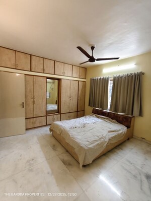 Bedroom in 2.5 BHK Apartment at Akota – for Sale
