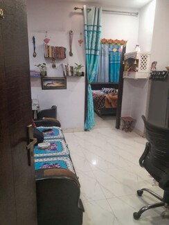1.5 BHK Builder Floor For Sale in Chahak Plaza