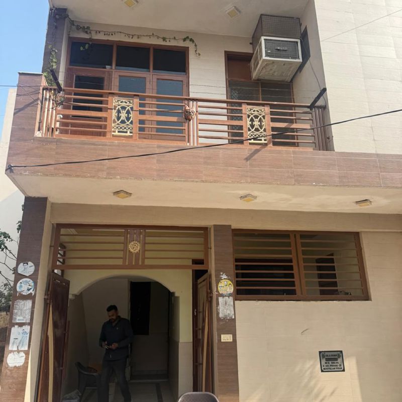 5 BHK + Extra Room 98 Sq.Yd. Independent House in Sai Kunj New Palam  vihar