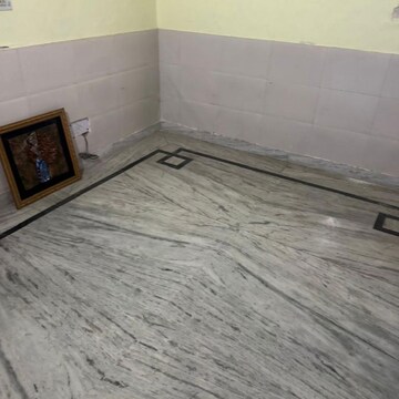 Room in 5 BHK Independent House at Sai Kunj New Palam  vihar, Sector 110a – for Sale