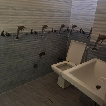 Team Area in 5 BHK Independent House at Sai Kunj New Palam  vihar, Sector 110a – for Sale