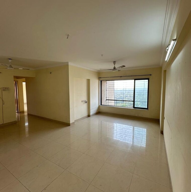 Room, renaisance-towers 3 Bedroom 1300 Sq.Ft. Apartment In Lokhandwala Complex Mumbai 9852172