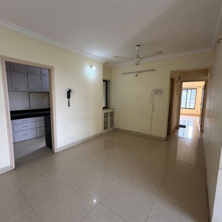 Room, renaisance-towers 3 Bedroom 1300 Sq.Ft. Apartment In Lokhandwala Complex Mumbai 9852172