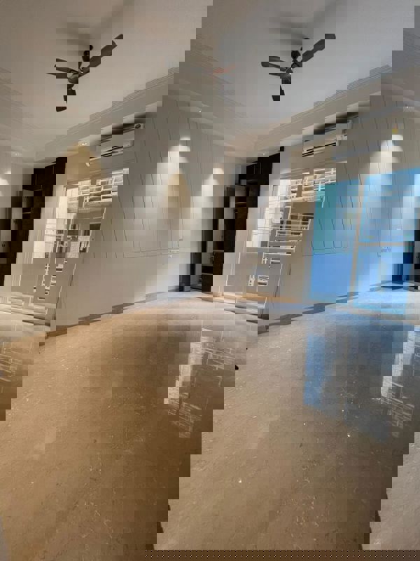 4 BHK + Servant Room Builder Floor For Sale in Greater Kailash II