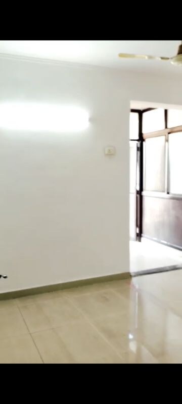 Room in 2.5 BHK Apartment at Gaurs Green Vista, Nyay Khand – for Sale