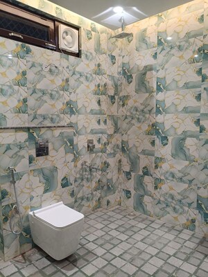 Bathroom in 3 BHK Builder Floor at Super MIG, Sector 105 – for Rent