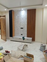 3 BHK + Pooja Room 300 Sq.Mt. Builder Floor in RWA Apartments Sector 108