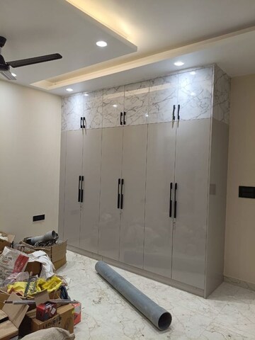 Building Lobby in 3 BHK Builder Floor at RWA Apartments Sector 108, Sector 108 – for Rent