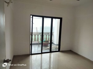 Room in 3 BHK Apartment at Mantri Lavendula, Chandani Chowk – for Rent