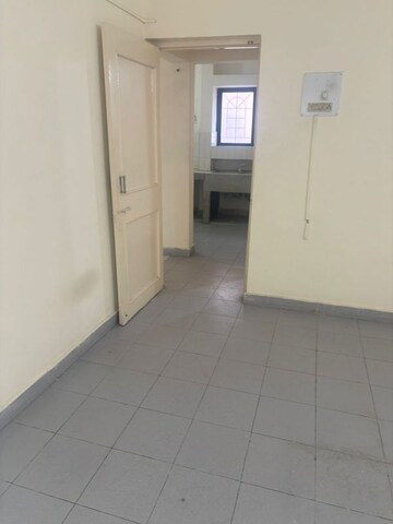 Room in 1 BHK Apartment at Ahura Shahinshah, Koregaon Park – for Rent