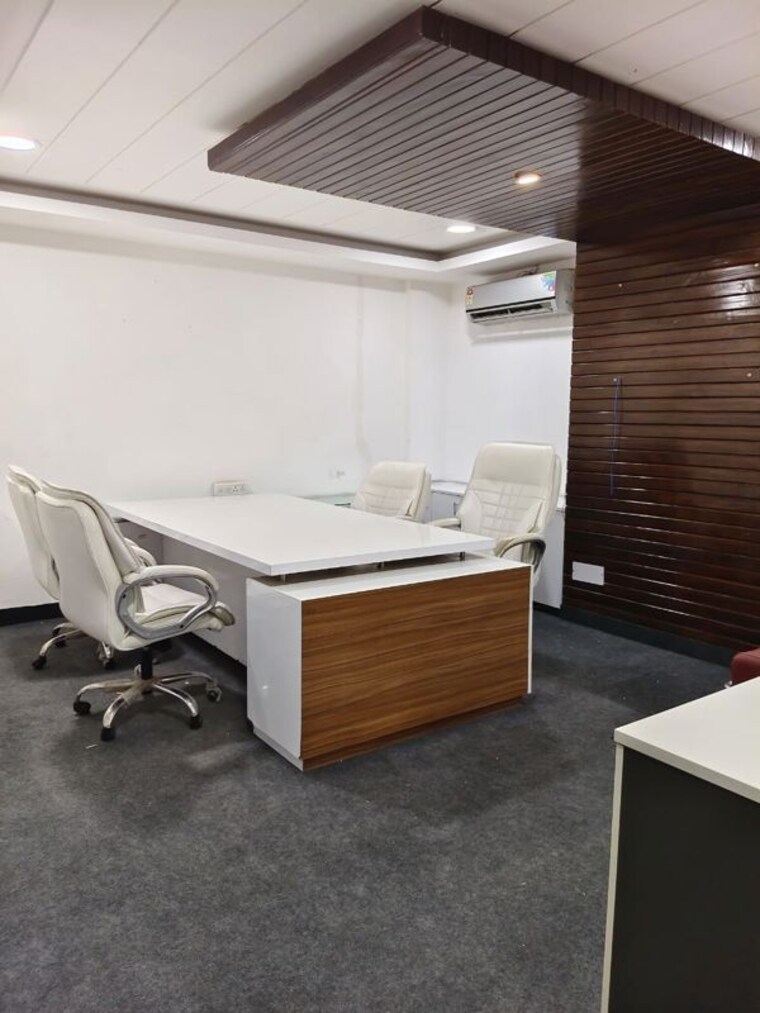 Team Area, sector 58 Commercial Office Space 3500 Sq.Ft. In Sector 58 Gurgaon 9852364