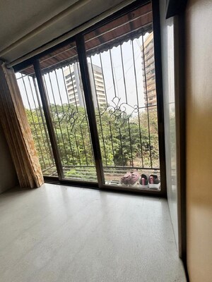 Room in 1 BHK Apartment at Bandra West – for Rent