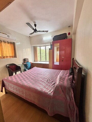 Bedroom in 1 BHK Apartment at Bandra West – for Rent