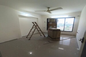 Room in 2 BHK Apartment at Raj Legacy I, Vikhroli West – for Sale