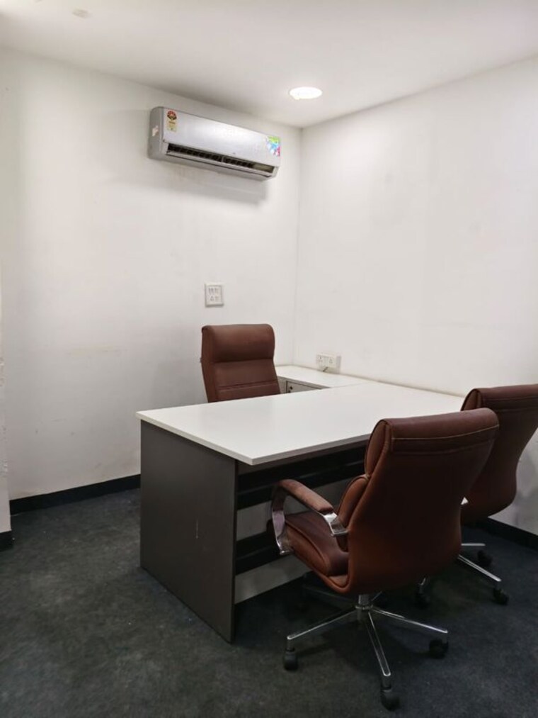 Team Area, sector 58 Commercial Office Space 2000 Sq.Ft. In Sector 58 Gurgaon 9852425